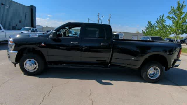 2026 RAM 3500 — detail view