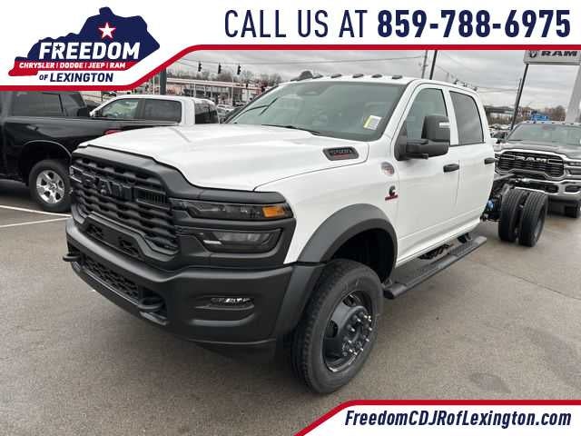 2026 RAM Ram 5500 Chassis Cab RAM 5500 TRADESMAN CHASSIS CREW CAB 4X4 84' CA in Bright White Clear-Coat Exterior Paint — front...