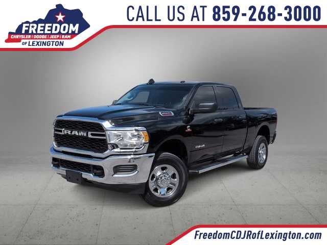 2019 RAM 2500 Tradesman in Diamond Black Crystal Pearlcoat — front three-quarter view